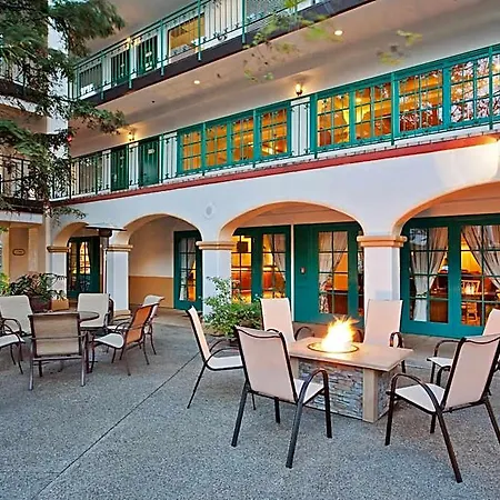 Hotel Quality Downtown 5*