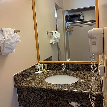 Olive Tree & Suites, A Howard Johnson By Wyndham Hotel San Luis Obispo