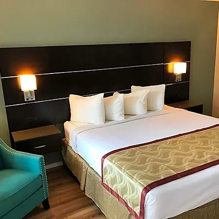 Olive Tree & Suites, A Howard Johnson By Wyndham Hotel