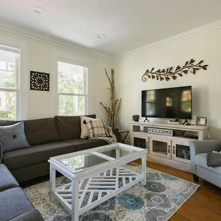 Iconic Modern Holiday home San Luis Obispo