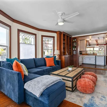 Downtown Slo Victorian Holiday home San Luis Obispo