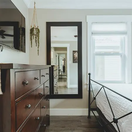 Contemporary Boutique Holiday home *