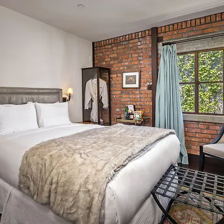 Hotel Granada & Bistro