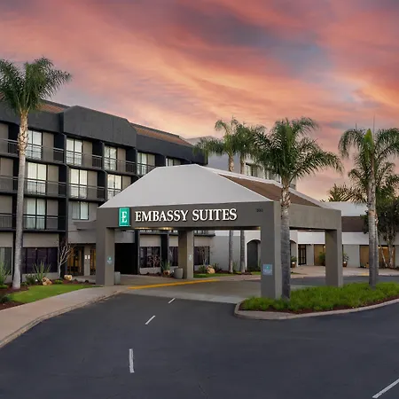 Hotel Embassy
