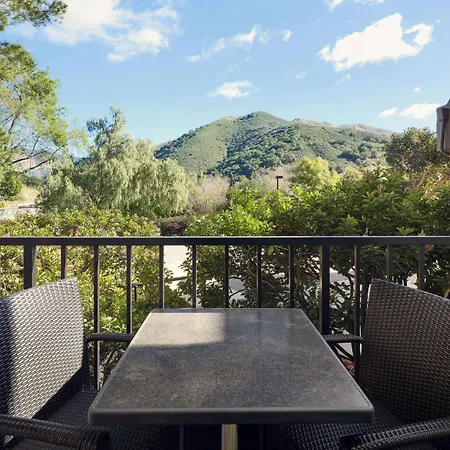 Hotel La Cuesta Inn, Bw Signature Collection 3*
