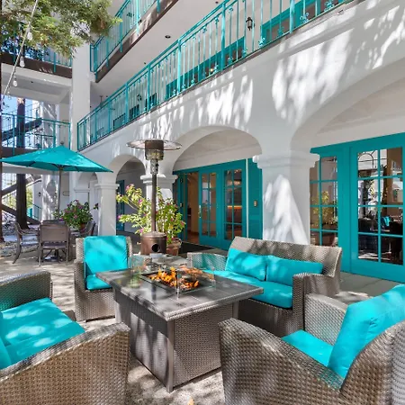 Quality Downtown Hotel 5*