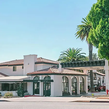 Sands & Hotel San Luis Obispo