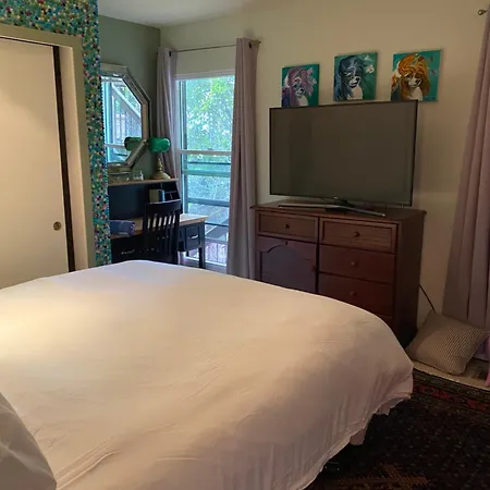 Holiday home Monterey Heights *