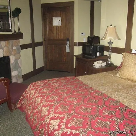 San Luis Creek Inn 3*