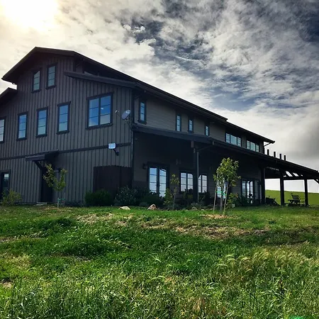 Luxury Mountaintop Ranch
