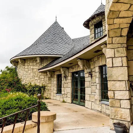 Castle Noland Villa San Luis Obispo