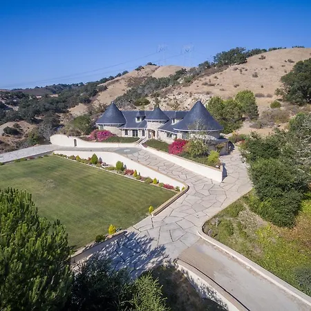 Castle Noland Villa
