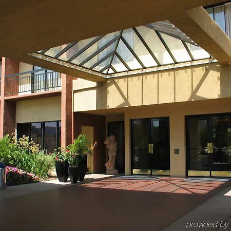 Embassy 4* San Luis Obispo
