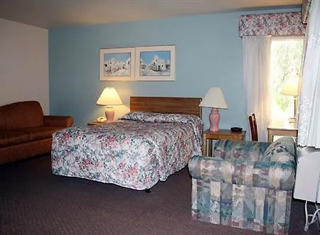 Hotel Olive Tree & Suites, A Howard Johnson By Wyndham