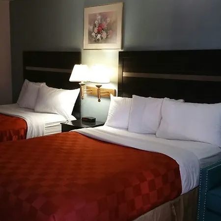 Olive Tree & Suites, A Howard Johnson By Wyndham Hotel