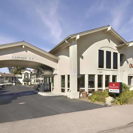 Olive Tree & Suites, A Howard Johnson By Wyndham Hotel San Luis Obispo