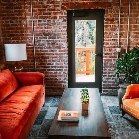 Hotel Slo Brew Lofts 4*