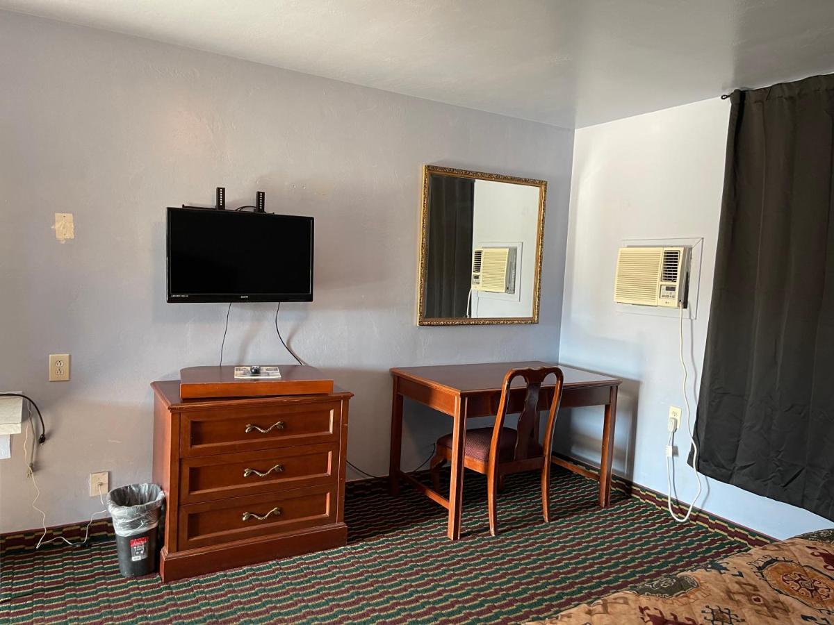 Homestead Motel