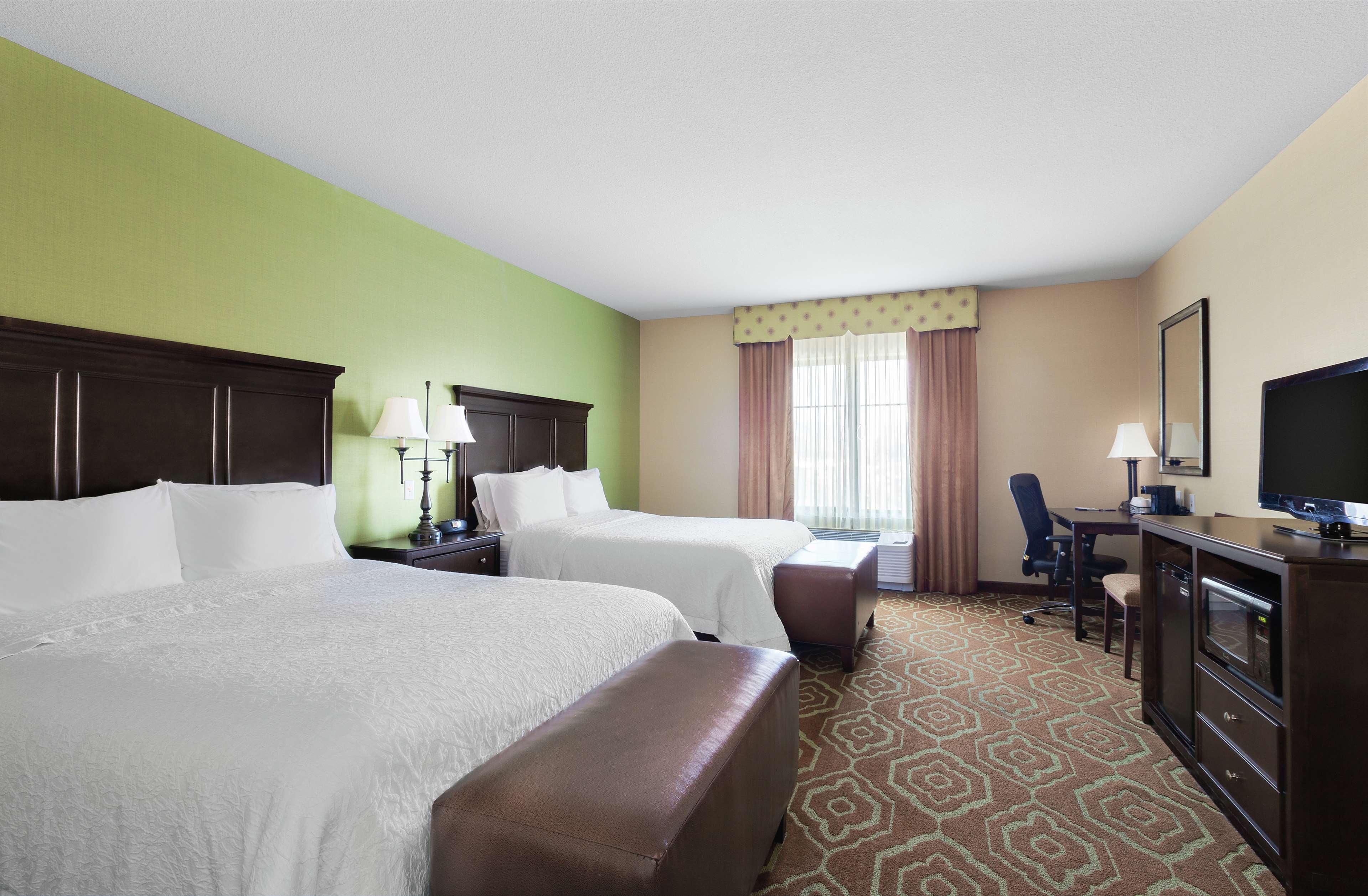 Hotel Hampton &