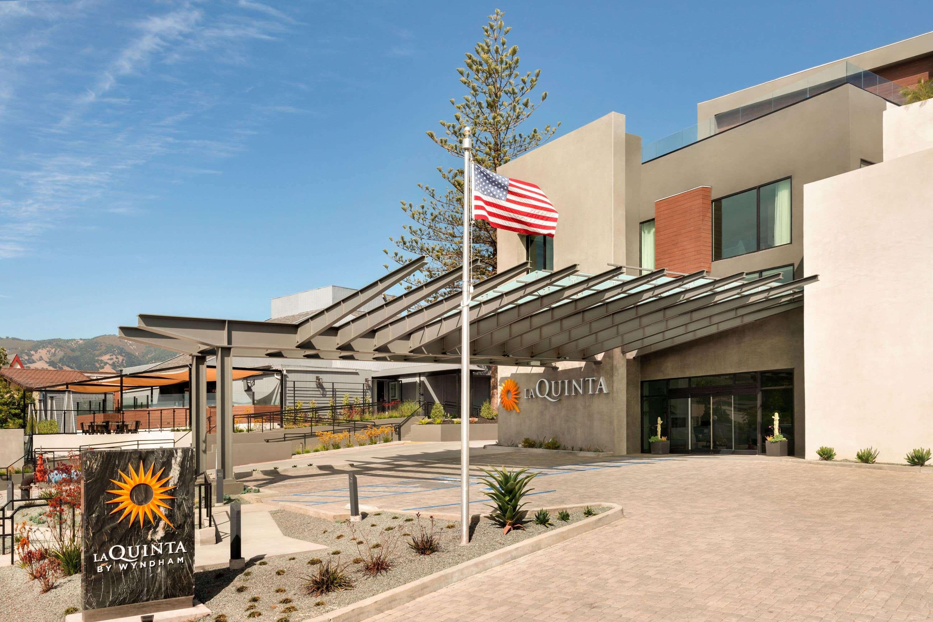 Hotel La Quinta By Wyndham 3*
