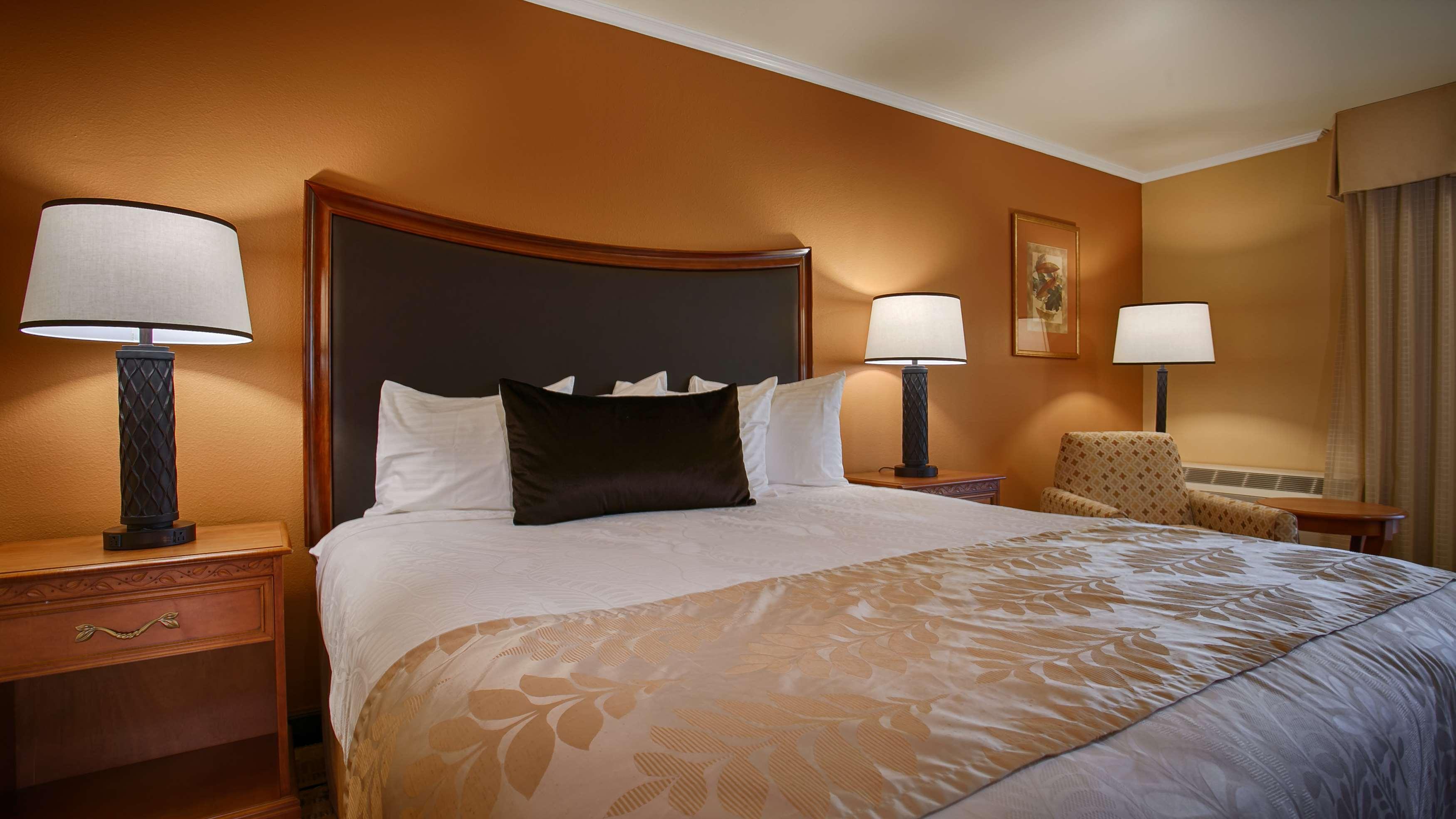 Western Royal Oak Hotel