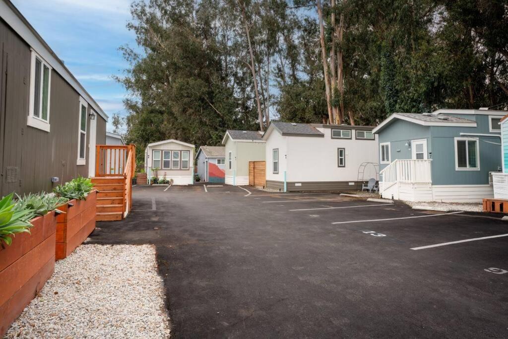 Modern 2-bedroom Eucalyptus House Holiday home