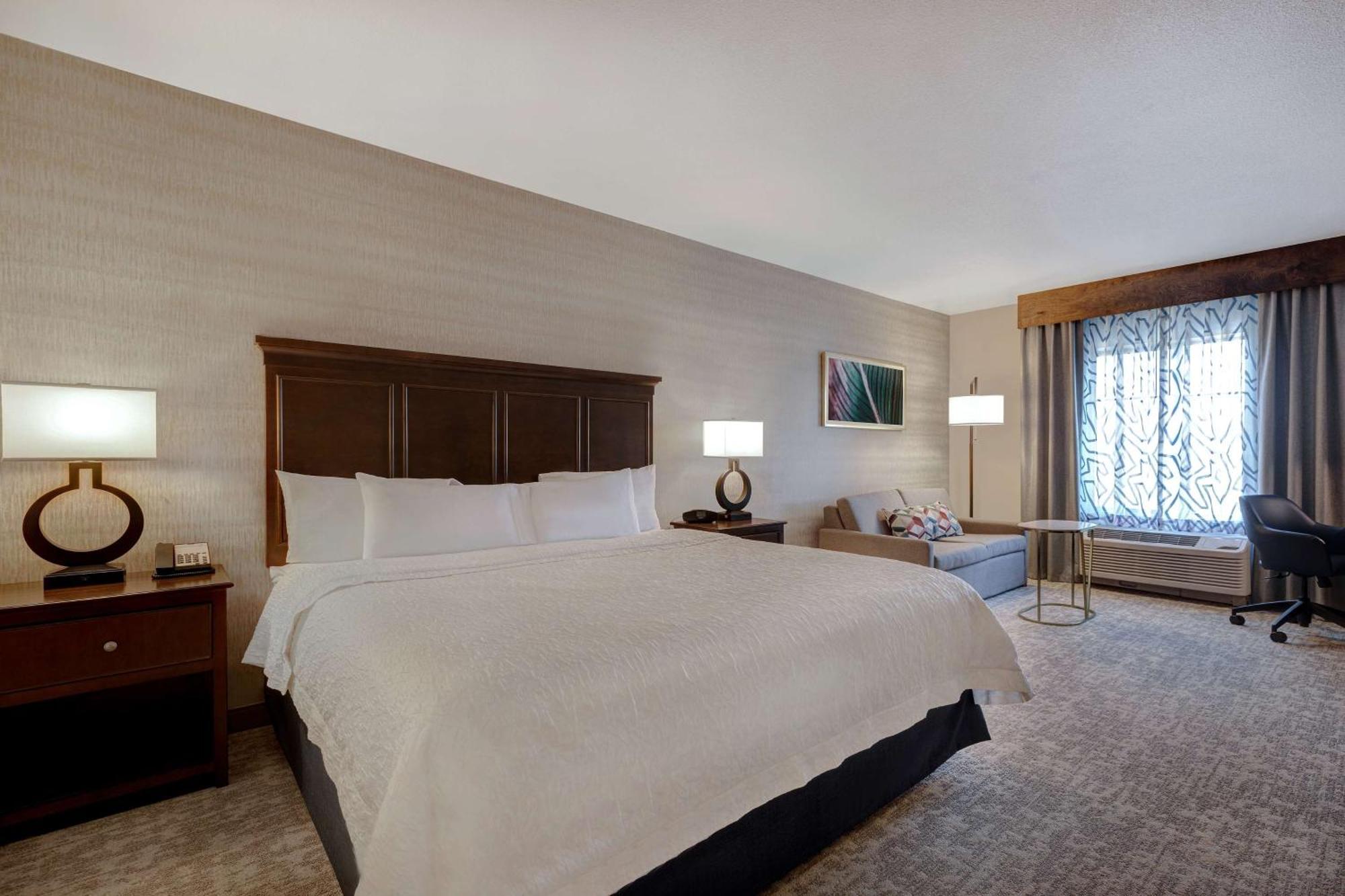 Hotel Hampton & 3*