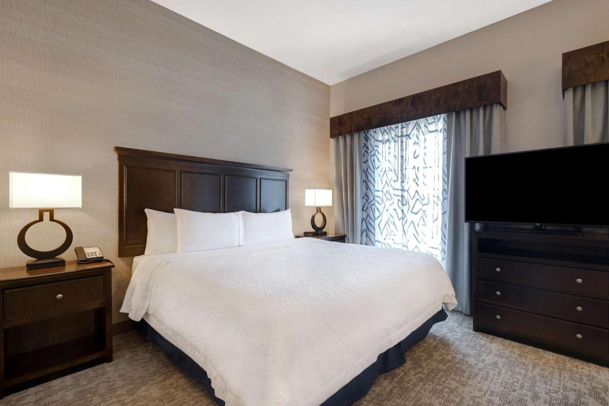 Hotel Hampton & 3*