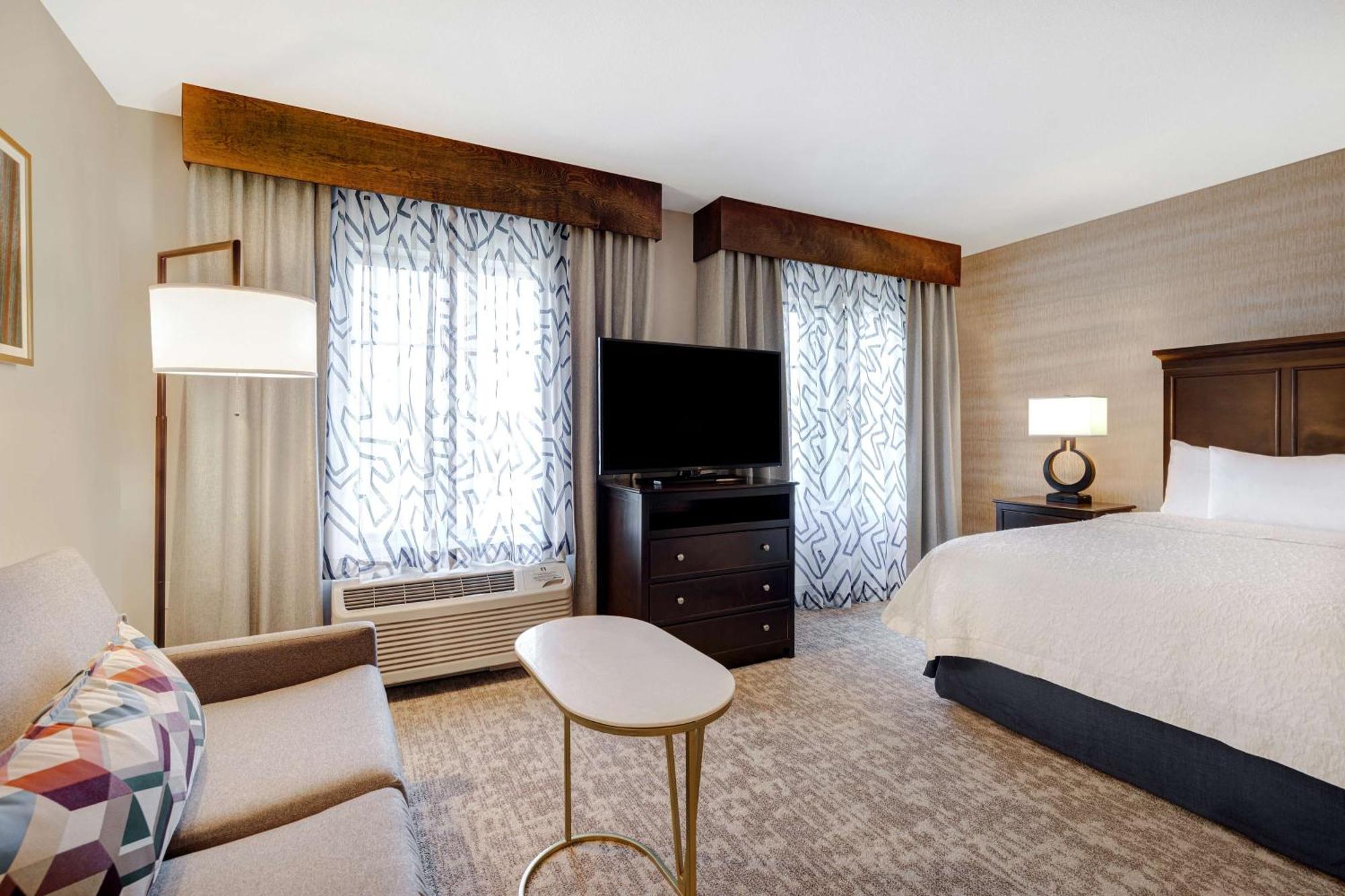 Hotel Hampton & 3*