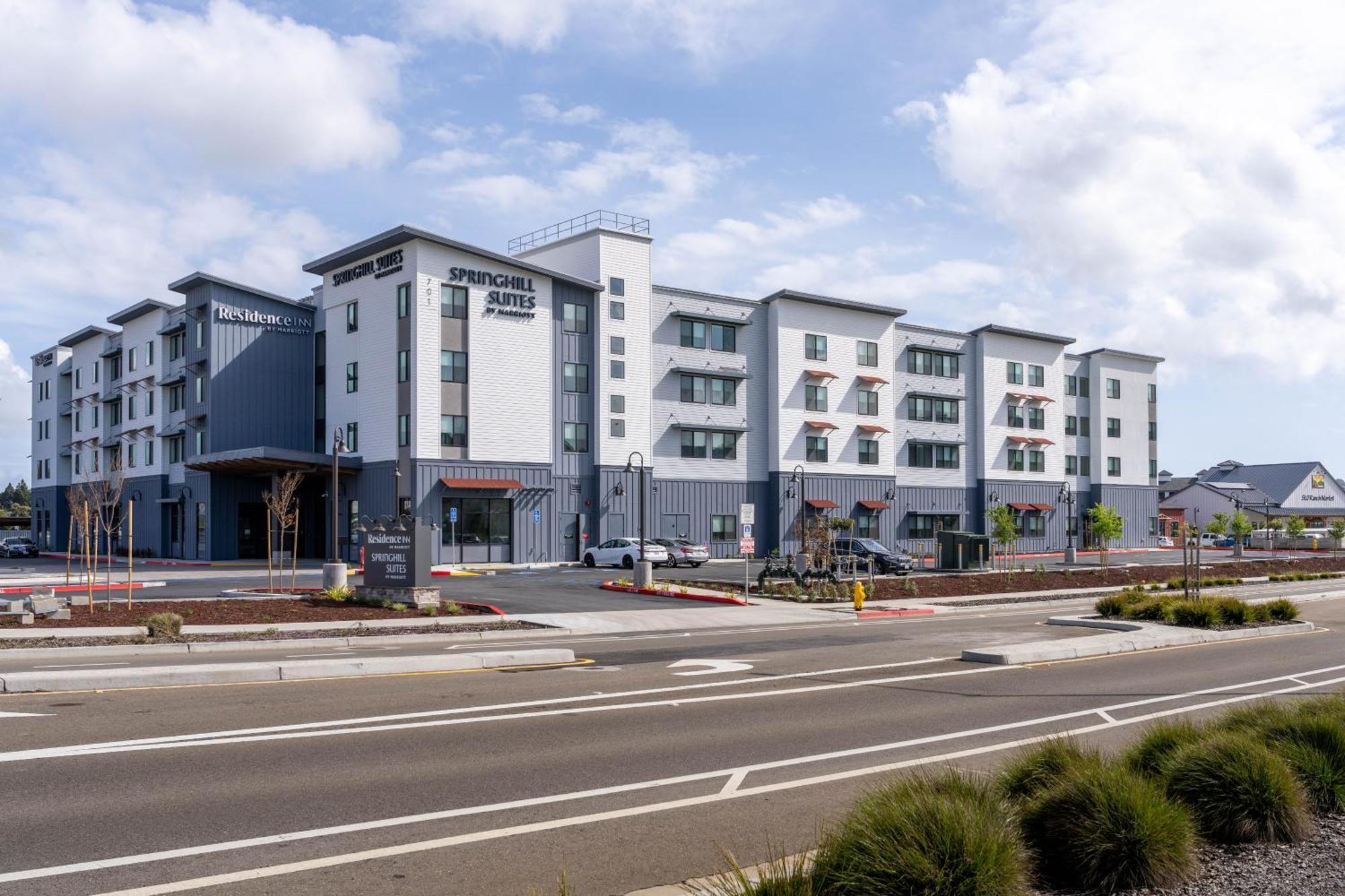 Springhill By Marriott Hotel