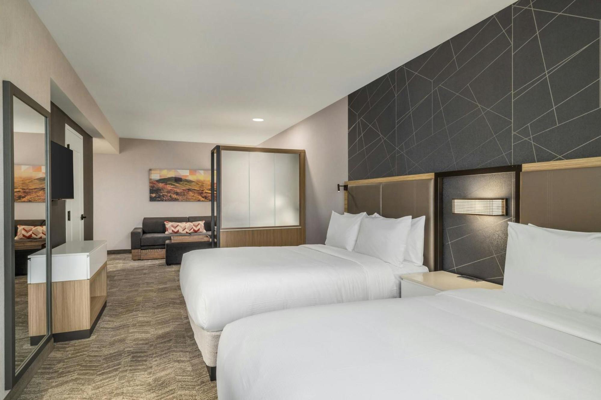 Hotel Springhill By Marriott *