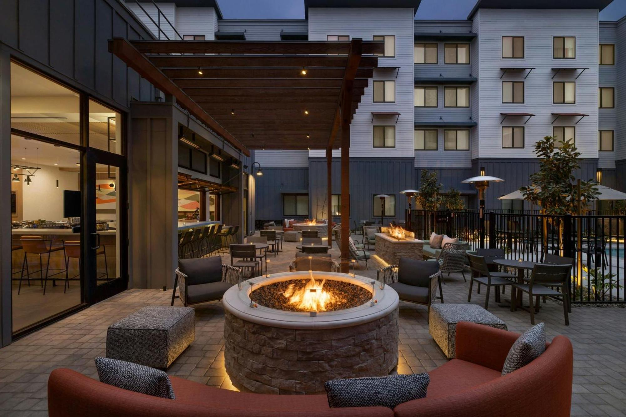 Springhill By Marriott Hotel