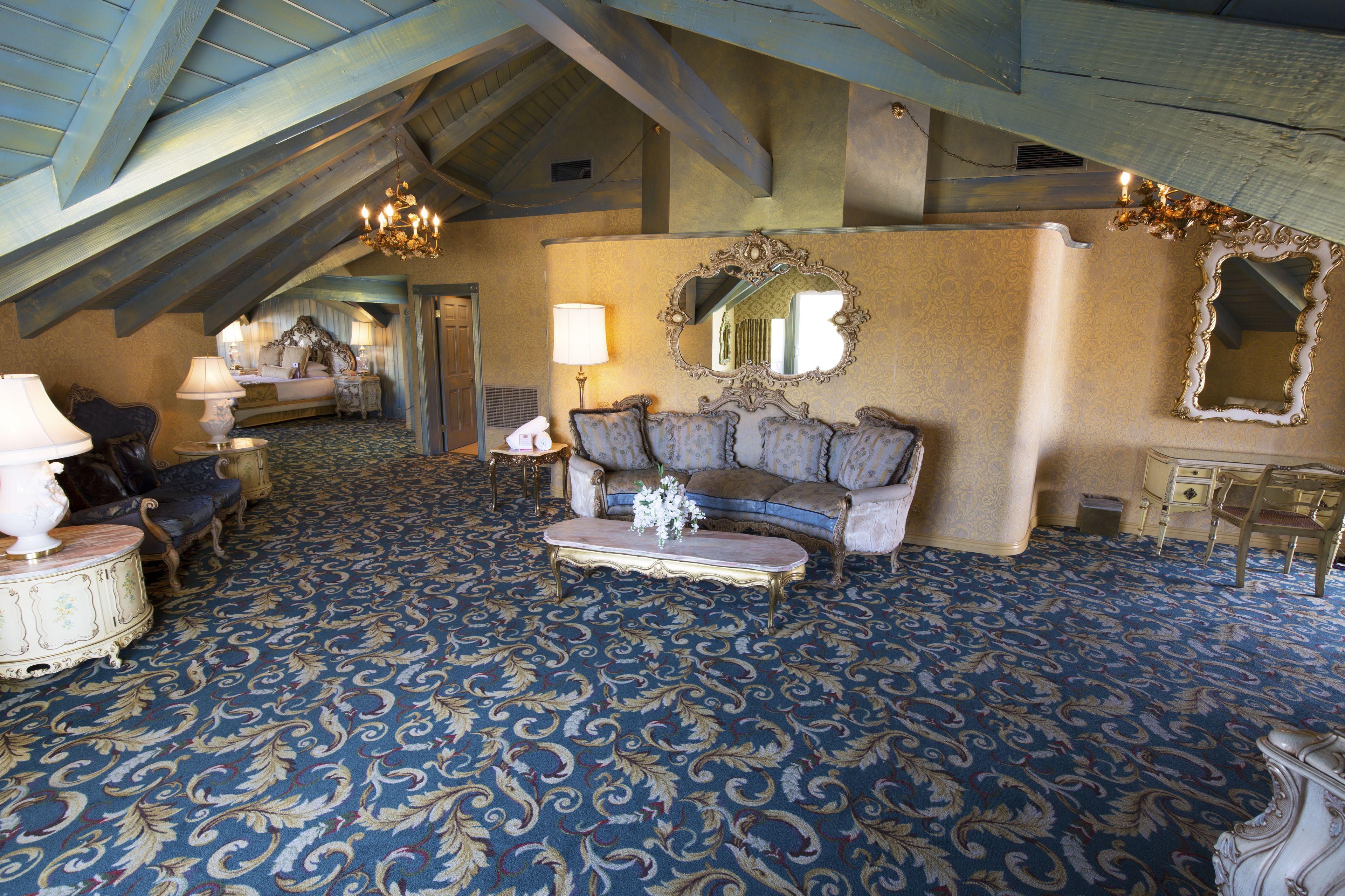 Madonna San Luis Obispo