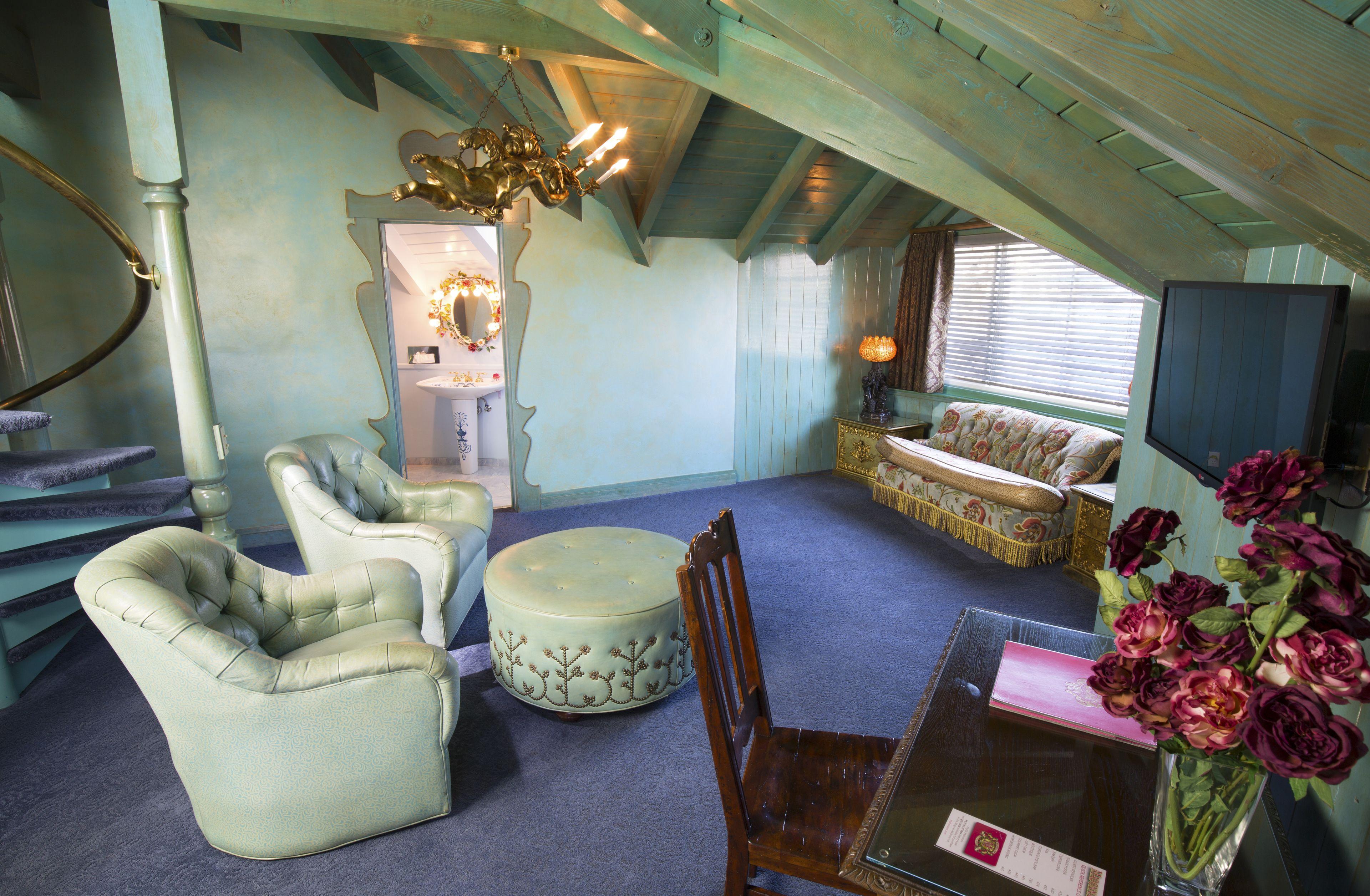 Madonna 4* San Luis Obispo