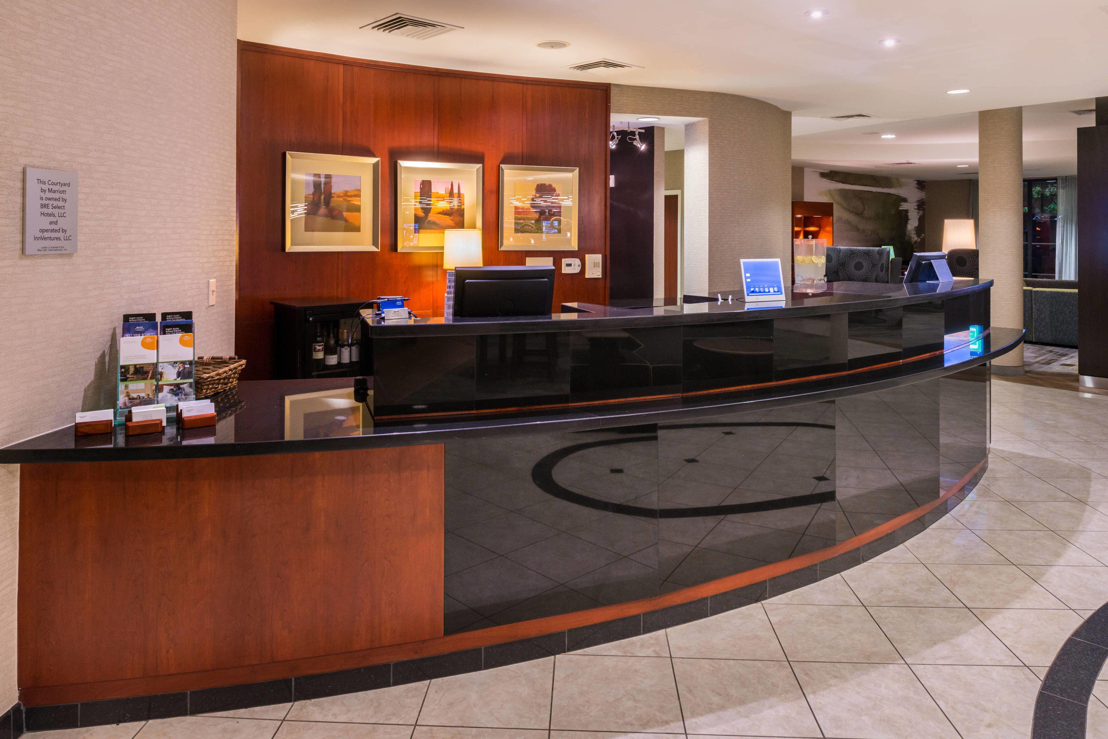 Courtyard By Marriott 3*