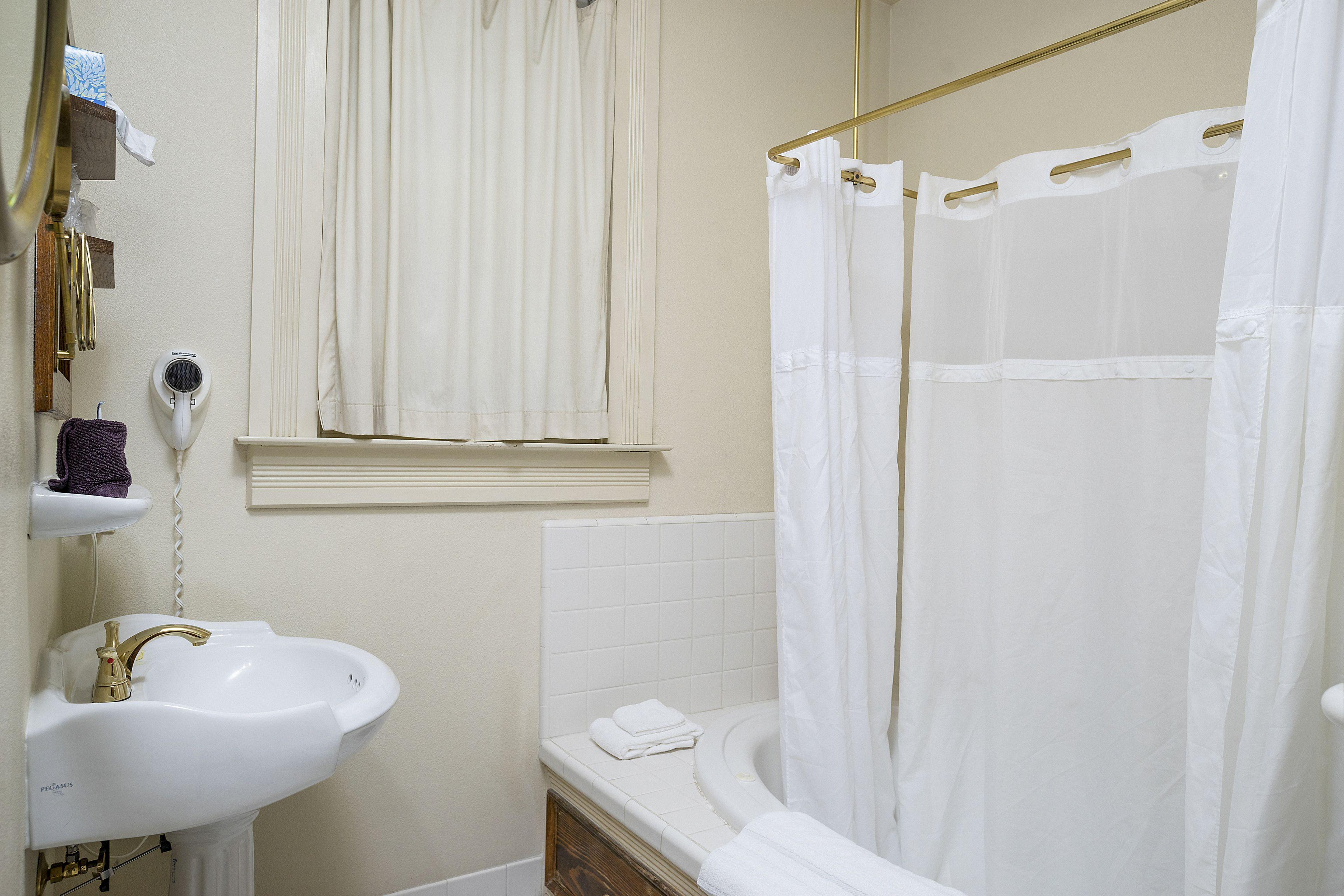 Garden Street Downtown San Luis Obispo, A Kirkwood Collection San Luis Obispo