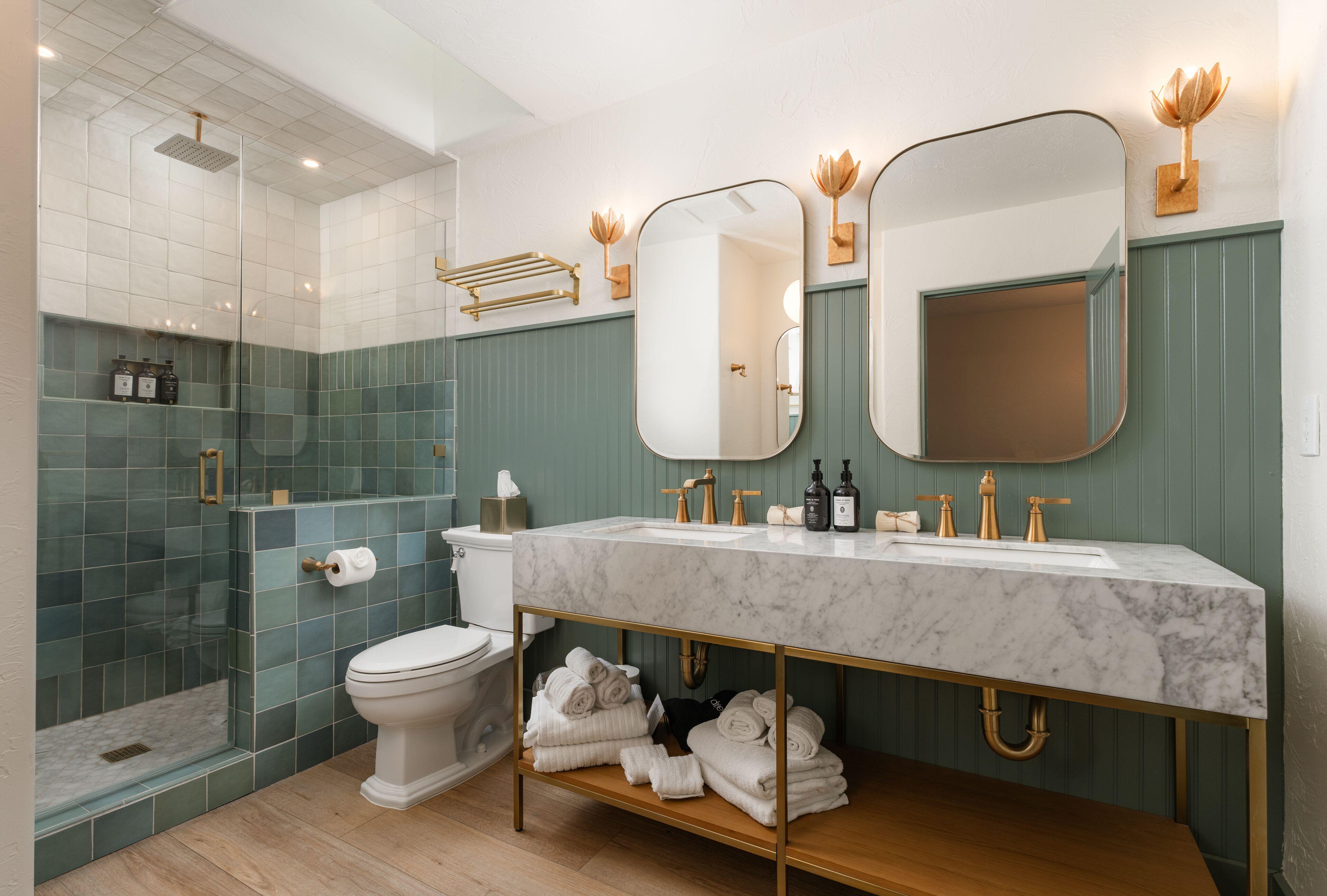 Bed & Breakfast Petit Soleil - Bed, Breakfast And Bar 4*