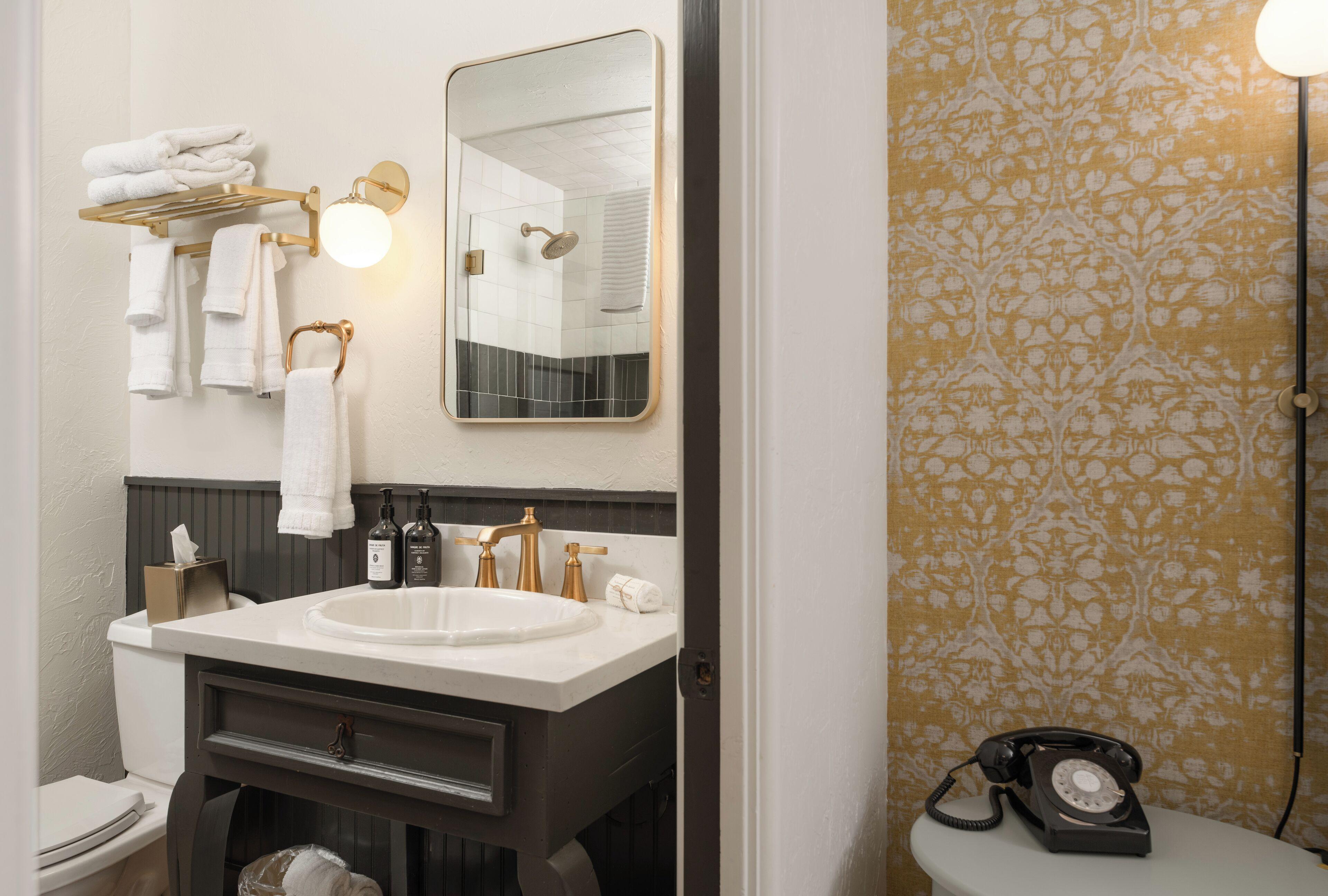 Bed & Breakfast Petit Soleil - Bed, Breakfast And Bar 4*