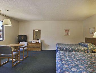 Avenue Downtown District Slo 3*