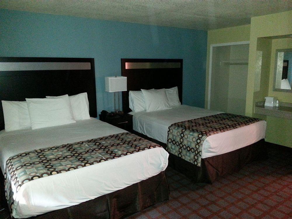 Avenue Downtown District Slo 3* San Luis Obispo