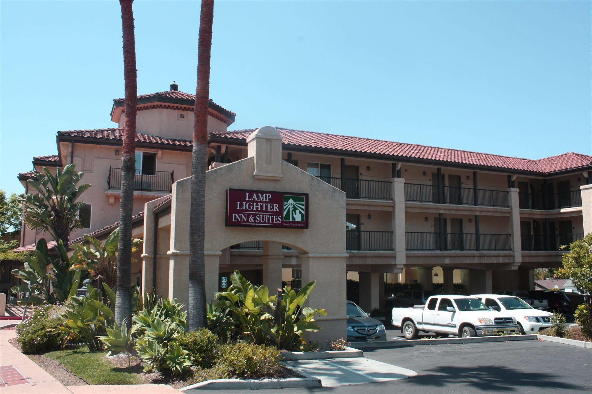 Hotel Lamplighter &