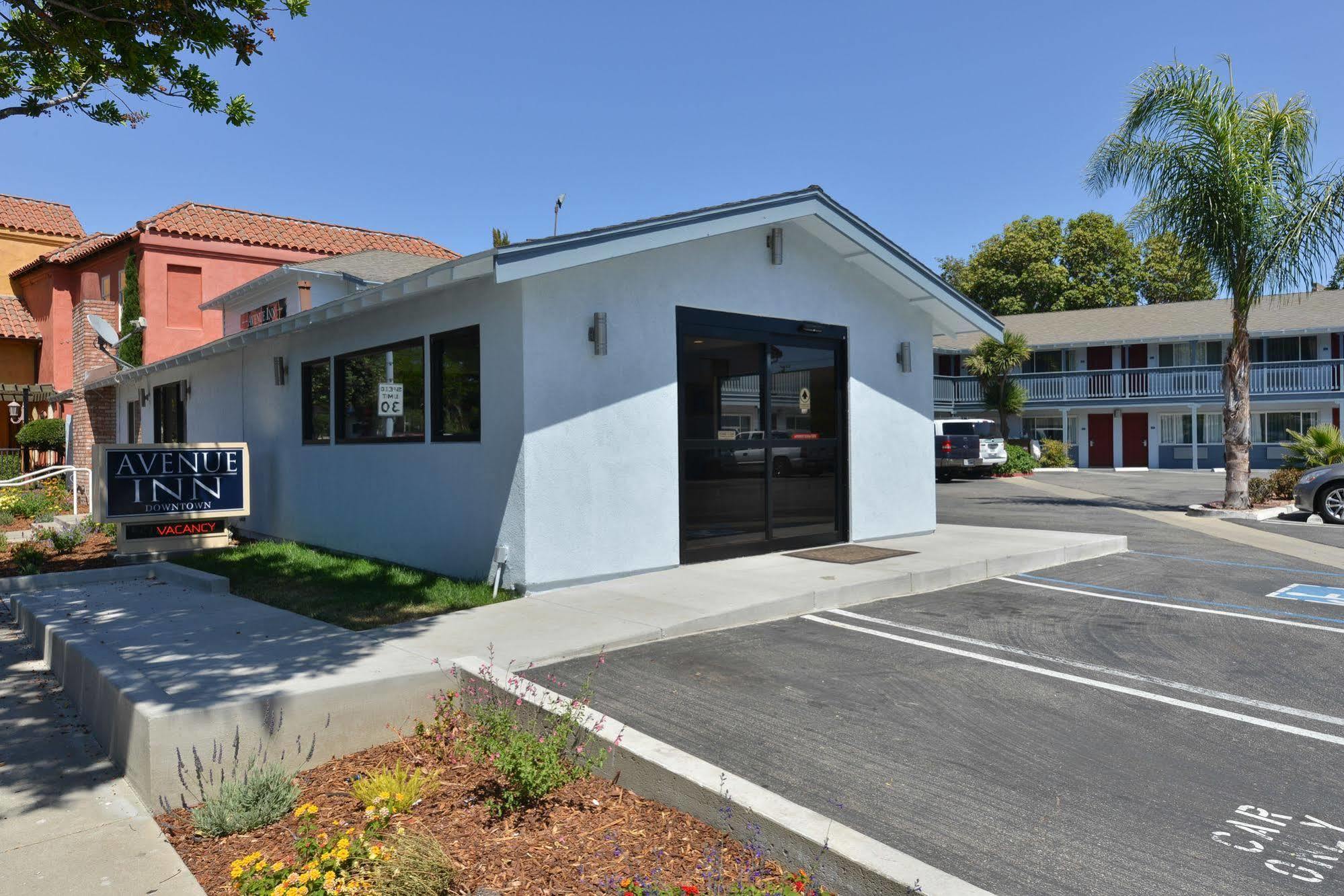 Avenue Downtown District Slo 3*