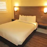 Vagabond Hotel 2*