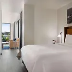 La Quinta By Wyndham Hotel