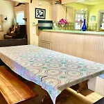 San Luis Obispo Hostel