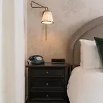 Petit Soleil - Bed, Breakfast And Bar