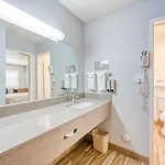 Vagabond 2* San Luis Obispo