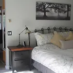 Inn Peach Tree 2*