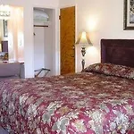 Inn Peach Tree