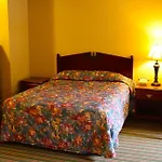 San Luis And Motel 2*